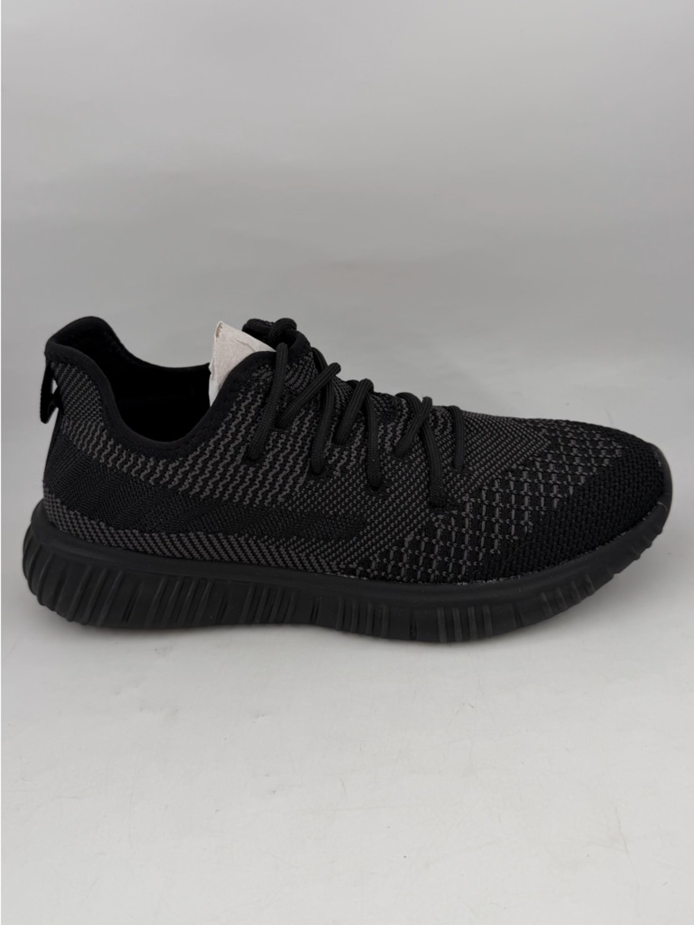 NEW! Avia Women’s Black Memory Foam -SZ 7.5- Odor Control Athletic Running Shoes